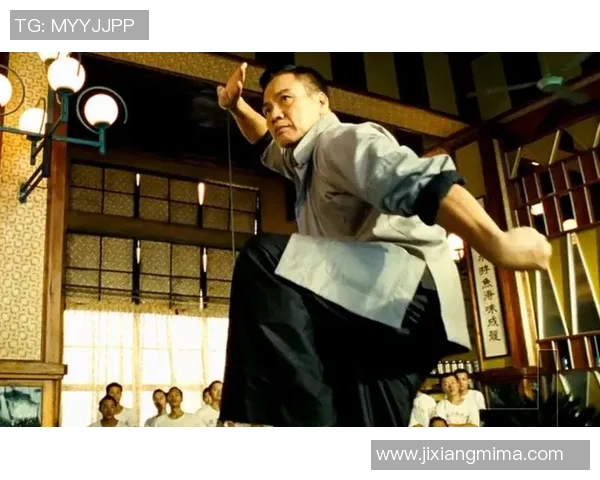 罗热华裔足球明星的崛起与奋斗历程揭秘